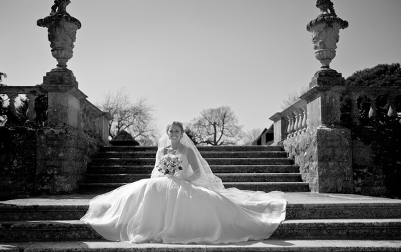 Arriving at Kingston Maurward House - The Wedding Breakfast. Andrew & Leanne. Photographs by Robb Webb Photography-70